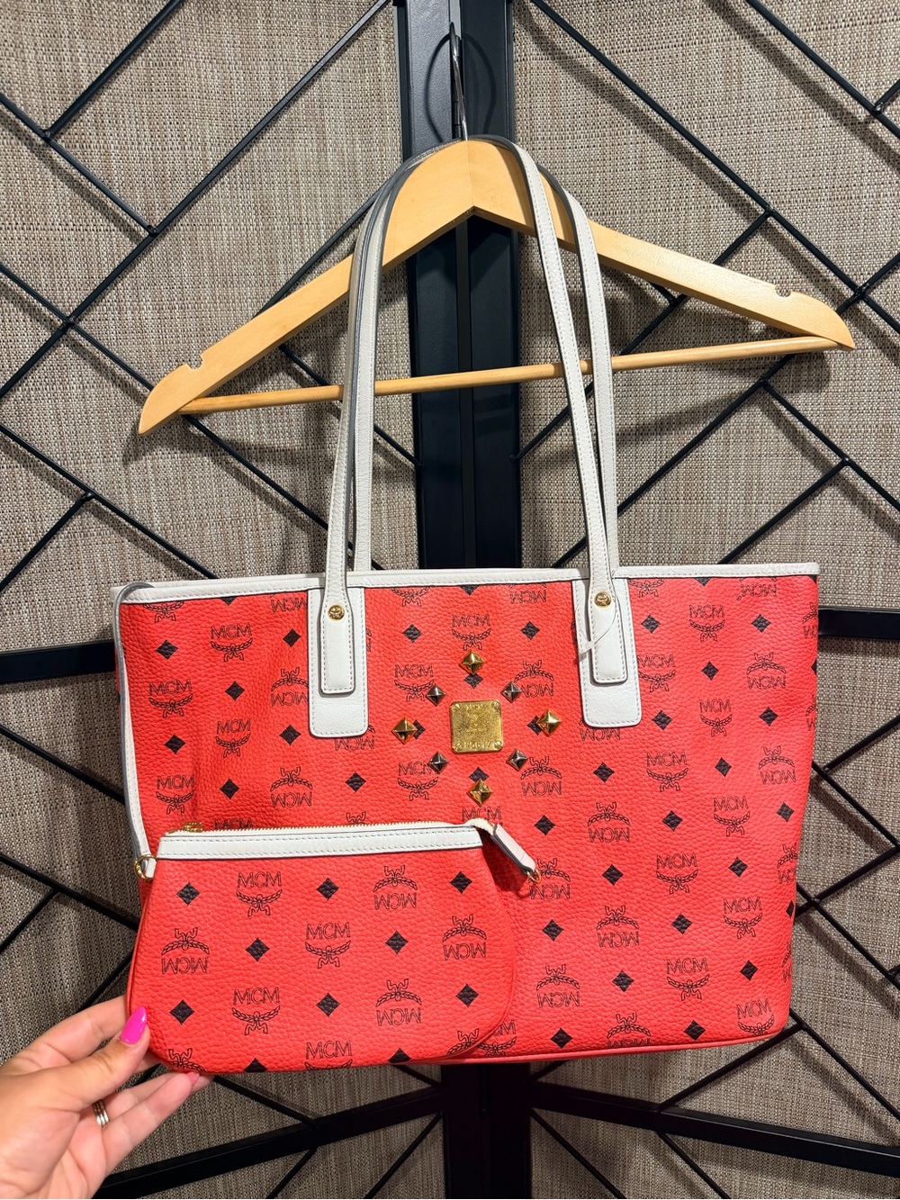 MCM *LIKE NEW* Red XL Monogram Tote w/ White Trim & Wristlet Package